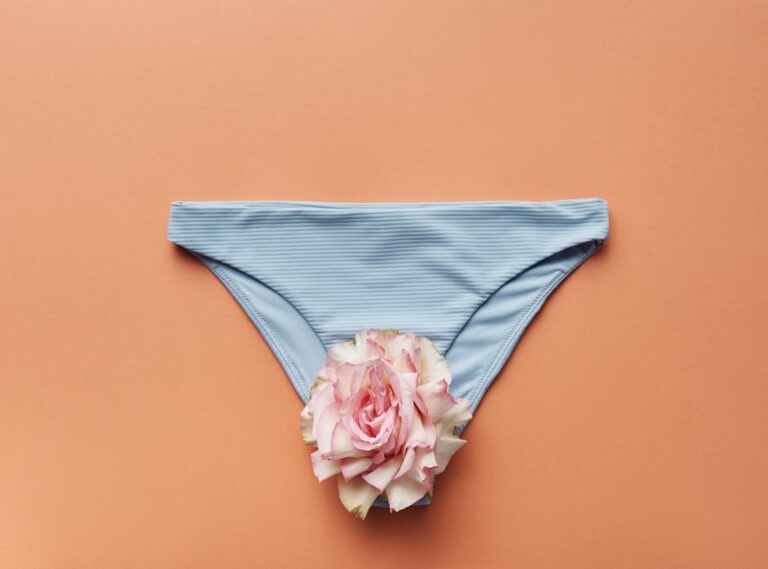 theo rose bikini